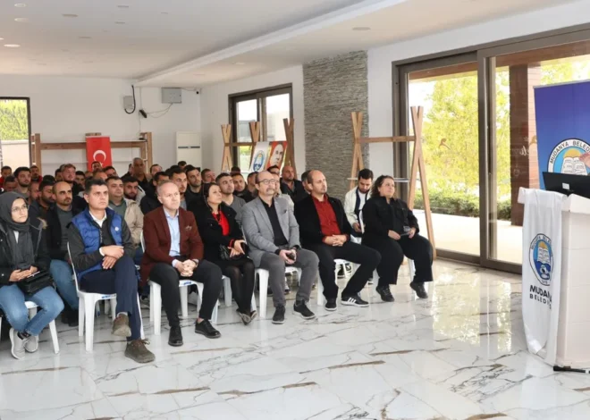 Bursa Büyükşehir ve 5 ilçe belediye veterinerleri Mudanya’da sertifikalandı